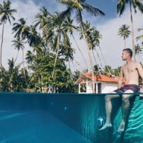 Piscina aquecida: veja o que é preciso para construir uma